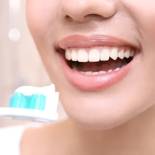 Leeming-Dental-blog-close-up-healthy-gums